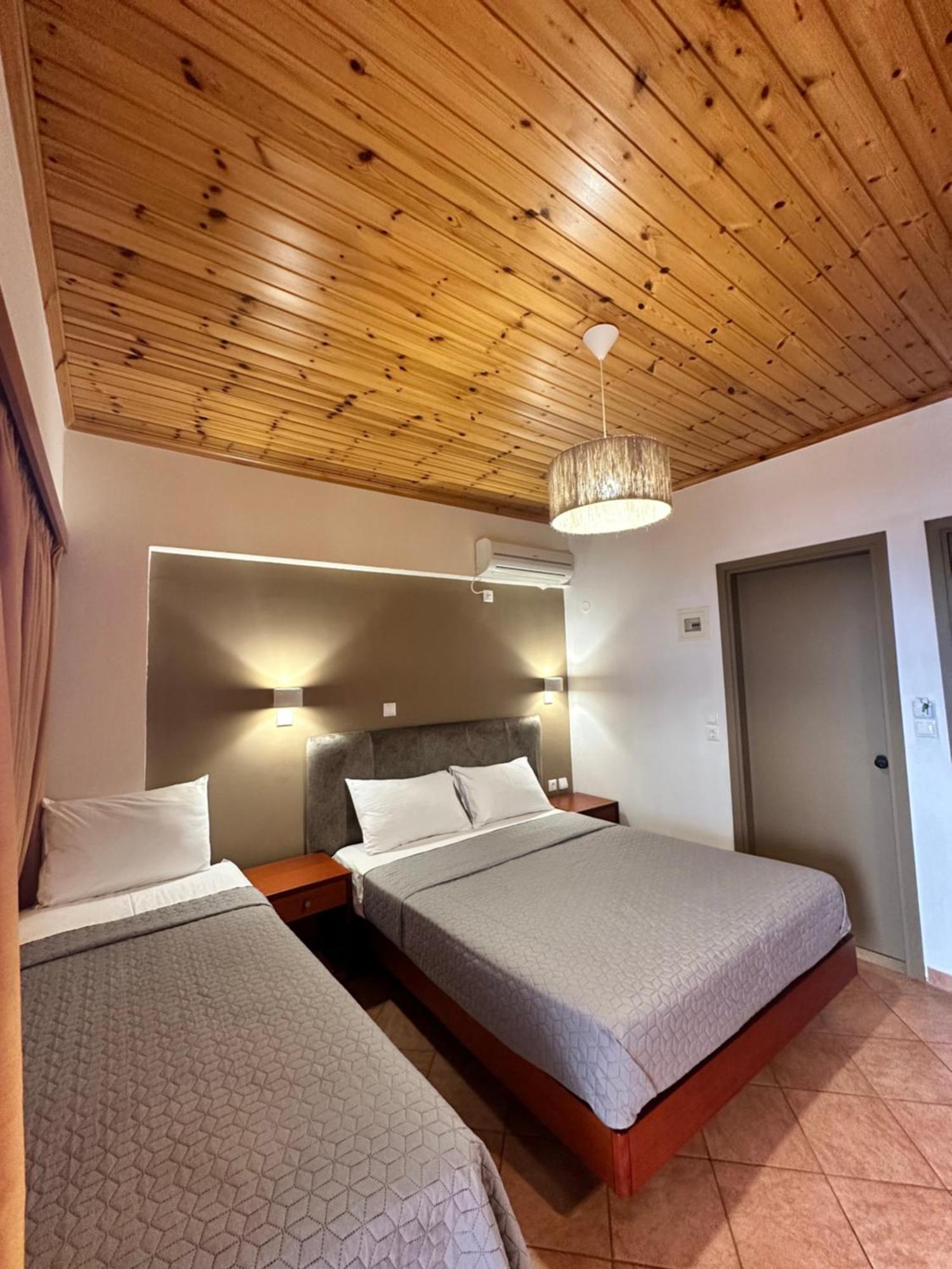 Hotel Semiramis Frínion Habitación foto