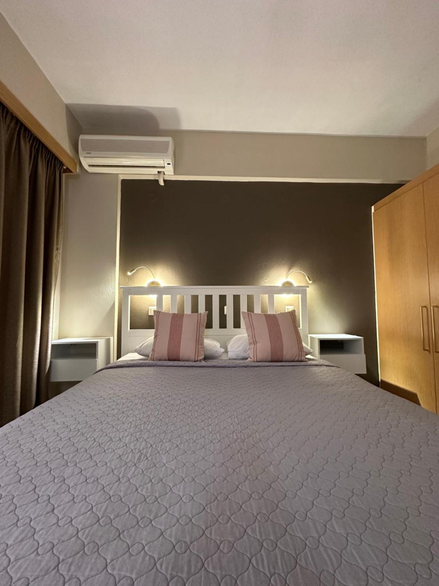 Hotel Semiramis Frínion Habitación foto